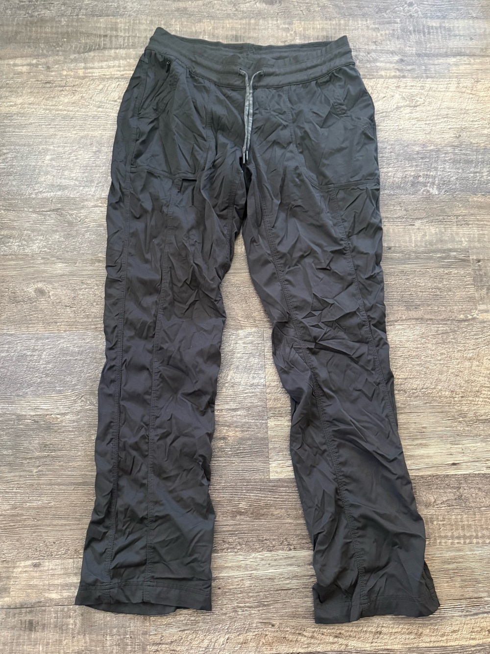 The North Face Women’s Joggers – Black, L